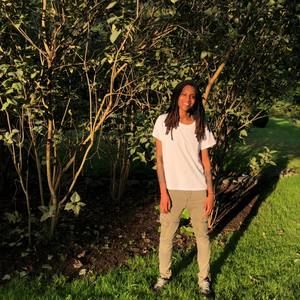 Meet your Posher, Tonya